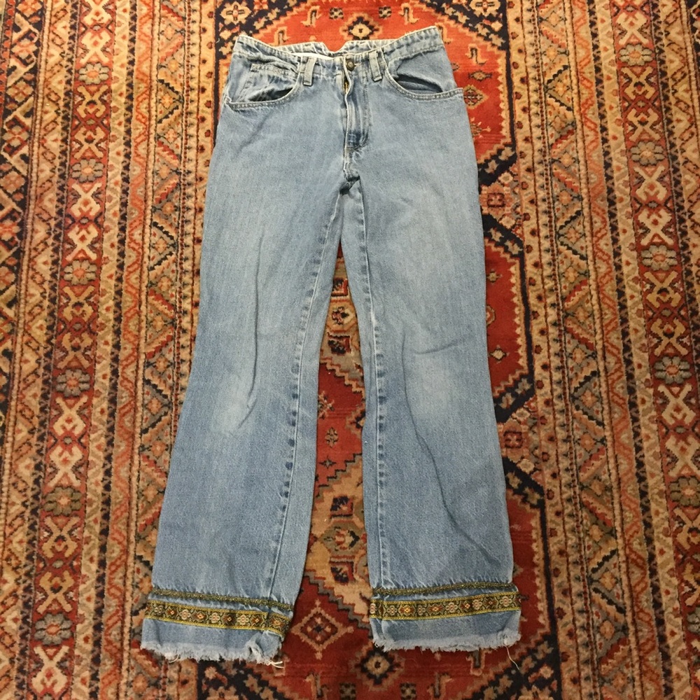 🥀 VINTAGE embellished jeans 🥀